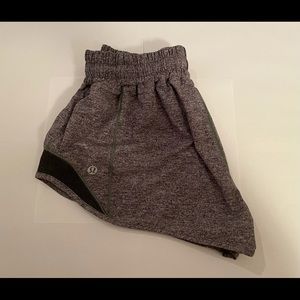 Lululemon Hotty Hot Short